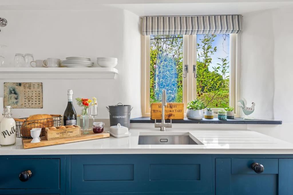 Luxury Self-Contained Cottage For Two With Hot Tub Staverton  Exterior foto