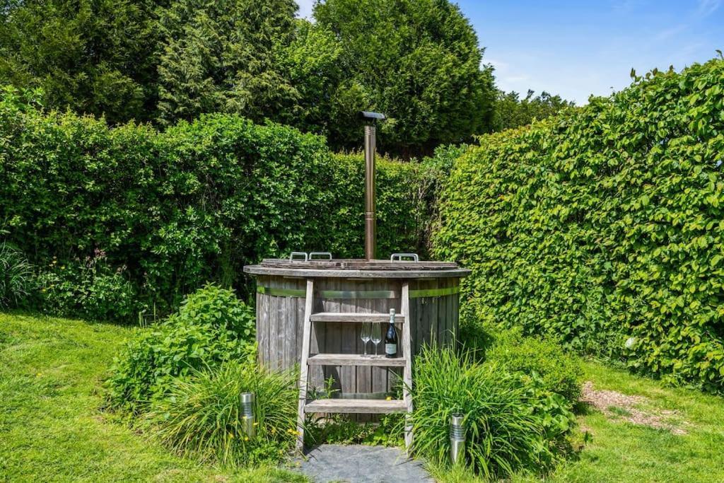 Luxury Self-Contained Cottage For Two With Hot Tub Staverton  Exterior foto
